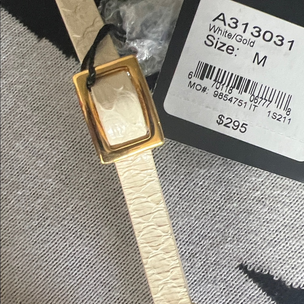 St. John Ivory Belt with Gold Accent - Picture 3 of 5